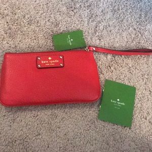 Kate spade zippered Chrissy wristlet